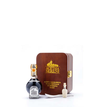 Acetatia Sereni Aceto Balsamico Tradzionale di Modena D.O.P extra vecchio. Lagrad på fat minst i 25 år.