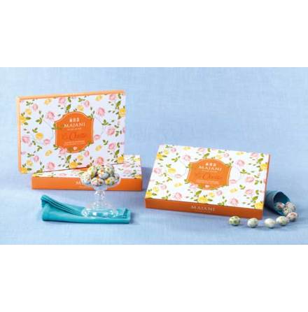 Presentask med mj�lkchoklad�gg - V�rblommor